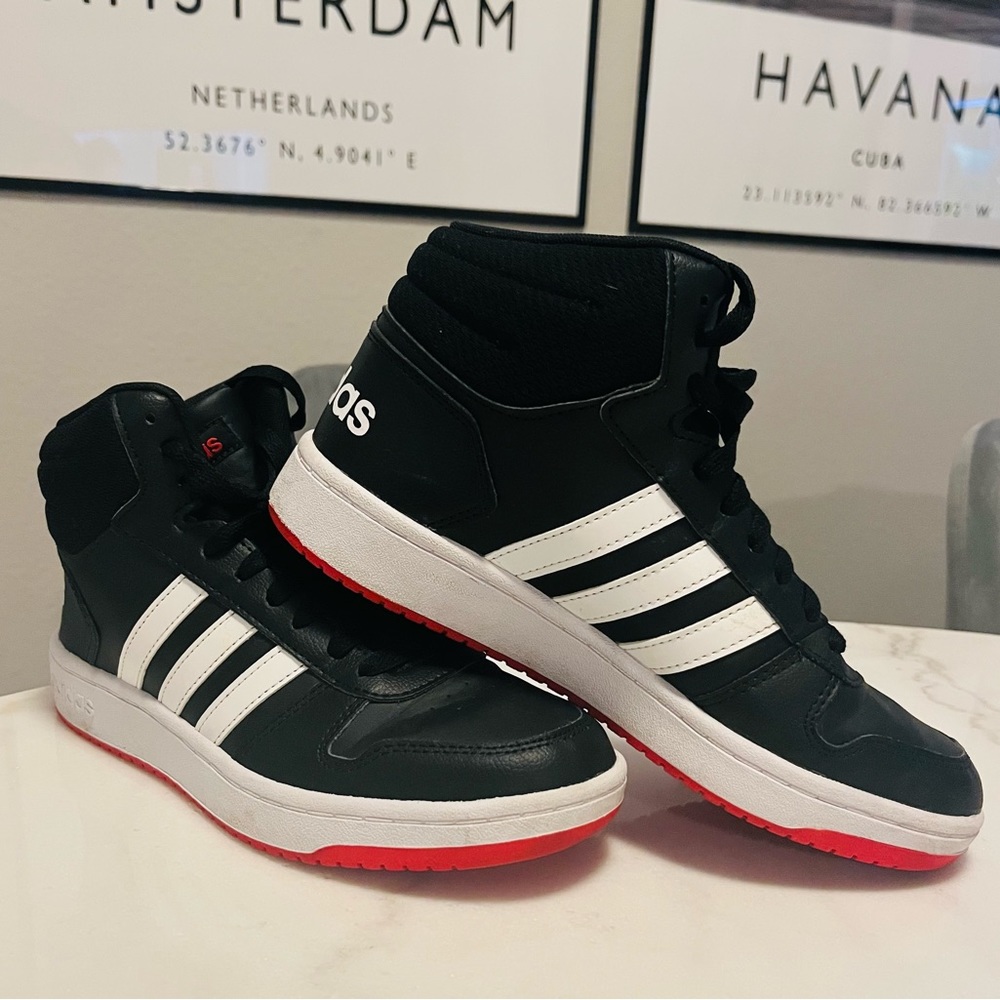 Adidas high top sneakers size 7 women’s 7.5, 8
